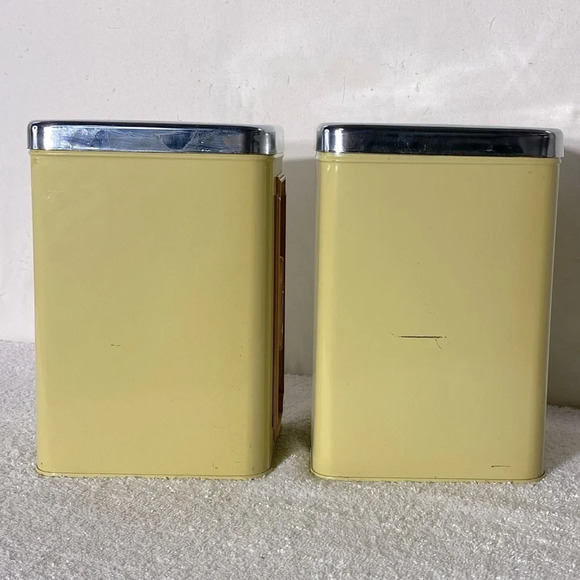 Vintage  Ekco Canada Limited Yellow Tan Metal Canister Set Flour Sugar - Picture 5 of 12